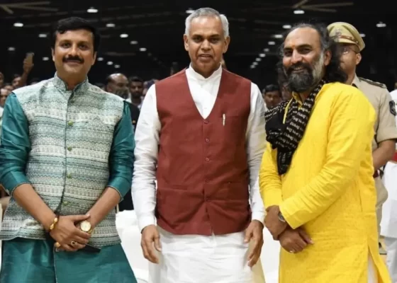 Sairam-Dave-with-Aacharya-Devvrat