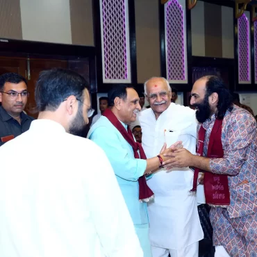 Sairam-Dave-with-Vijay-Rupani